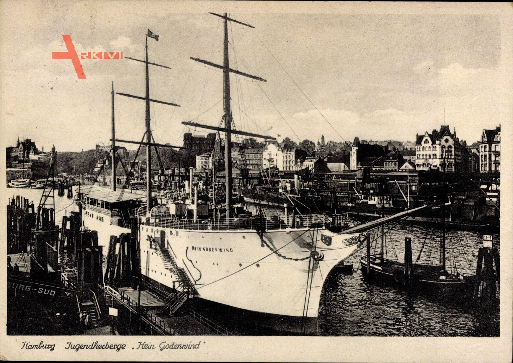 Hamburger Hafen, Schwimmende Jugendherberge Hein Godenwind, Segelschiff