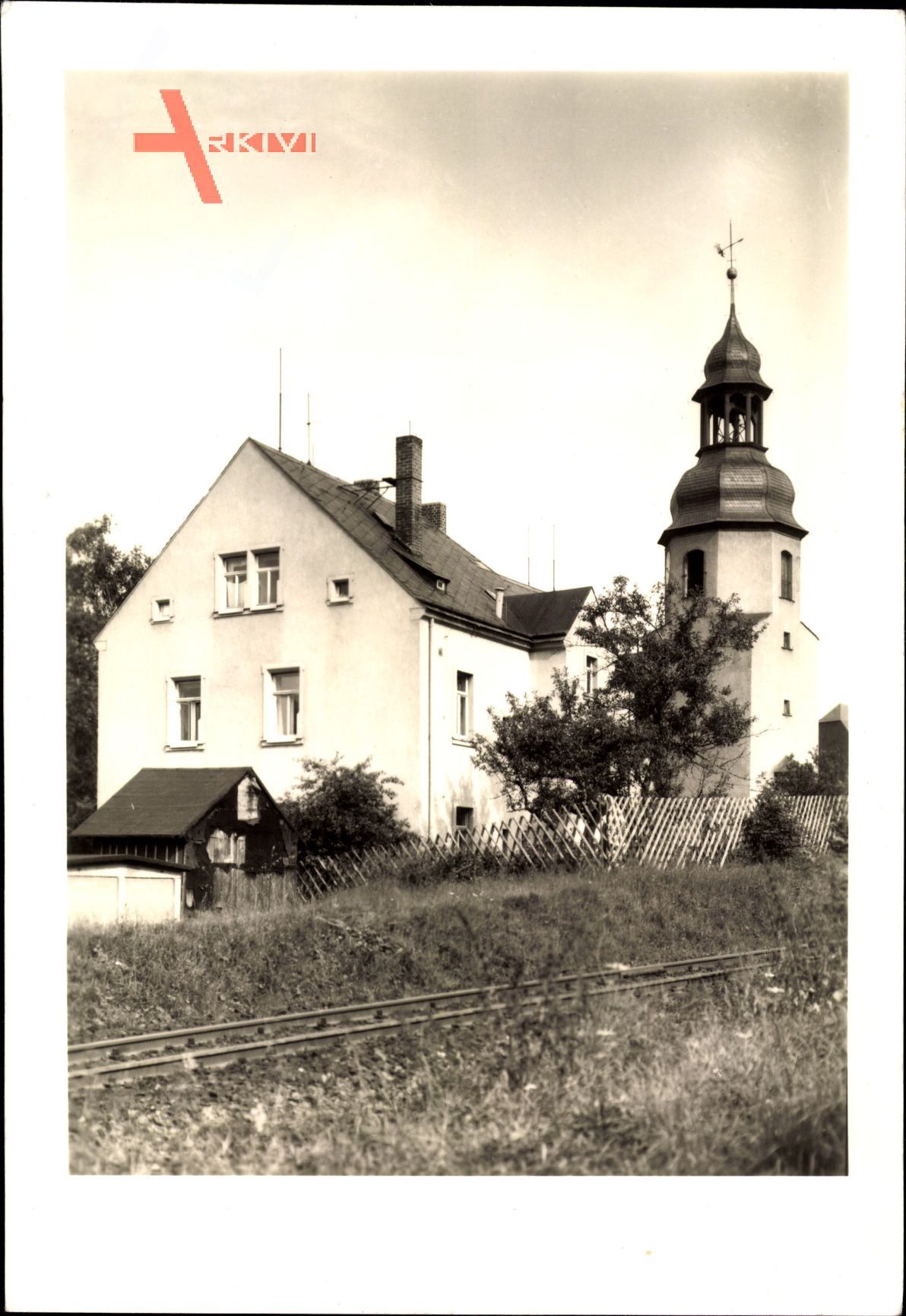 Auerbach im Erzgebirge, Hausansicht mit Glockenturm