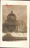 Podhorce Ukraine, Blick auf das Portal der Kirche im Winter