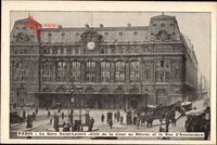Blick auf den Vorplatz des Bahnhofs - la Gare Saint Lazare sowie der Rue d'Amsterdam in Paris