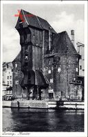Gdańsk Danzig, Mottlaublick auf das Krantor, Friseur