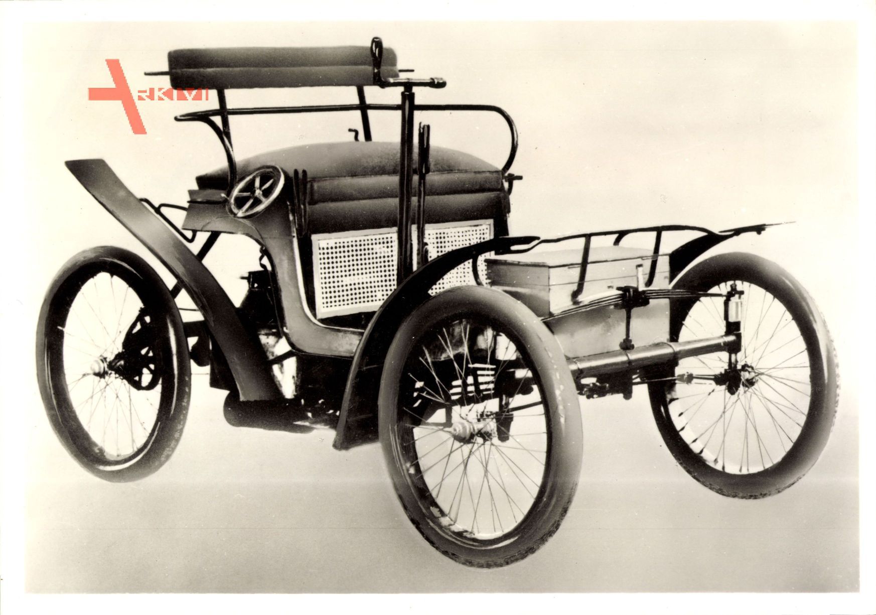 Wartburgwagen, Baujahr 1899, Zweizylinder Viertaktmotor