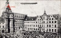 Düsseldorf am Rhein, Zeppelin über dem Marktplatz, Reiterdenkmal