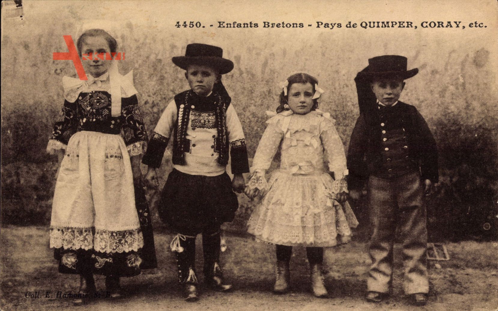 Enfants Bretons, Pays de Quimper, Coray etc., Kinder in Trachten