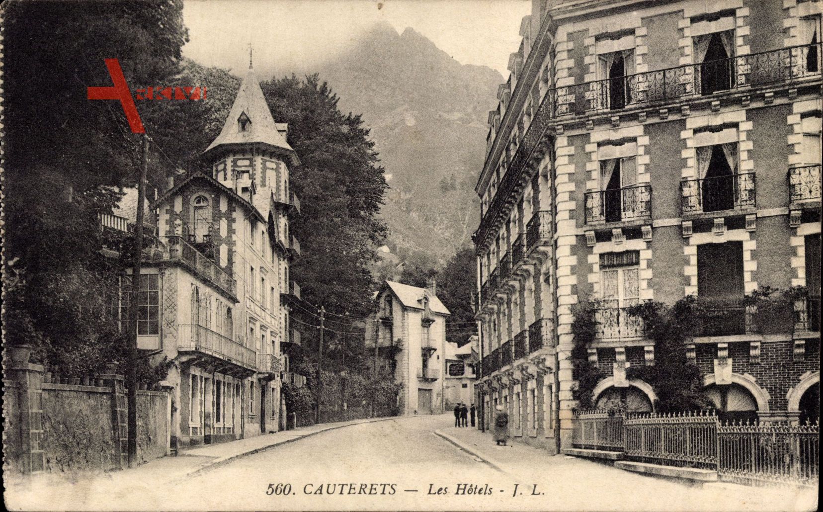 Cauterets Hautes Pyrénées, Les Hotels, Straßenpartie, Häuser