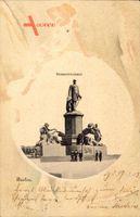 Berlin Mitte, Blick auf das Bismarckdenkmal, Passanten, Freitreppe