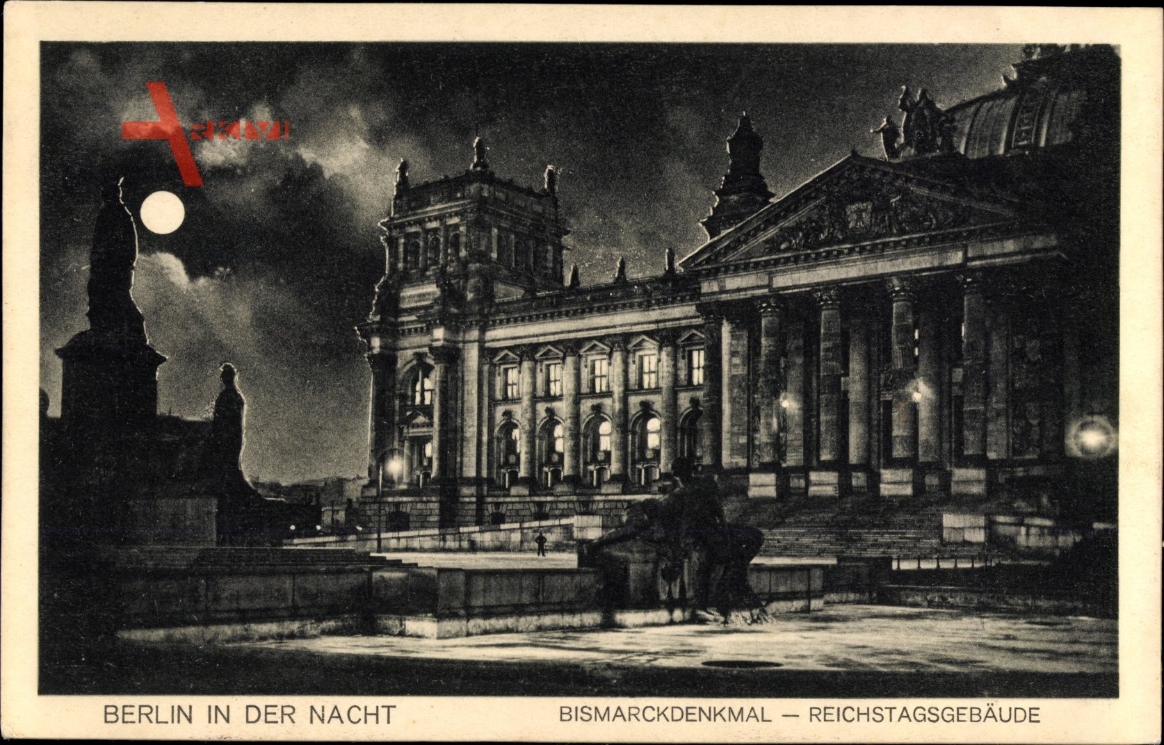 Berlin Tiergarten, Bismarckdenkmal am Reichstagsgebäude