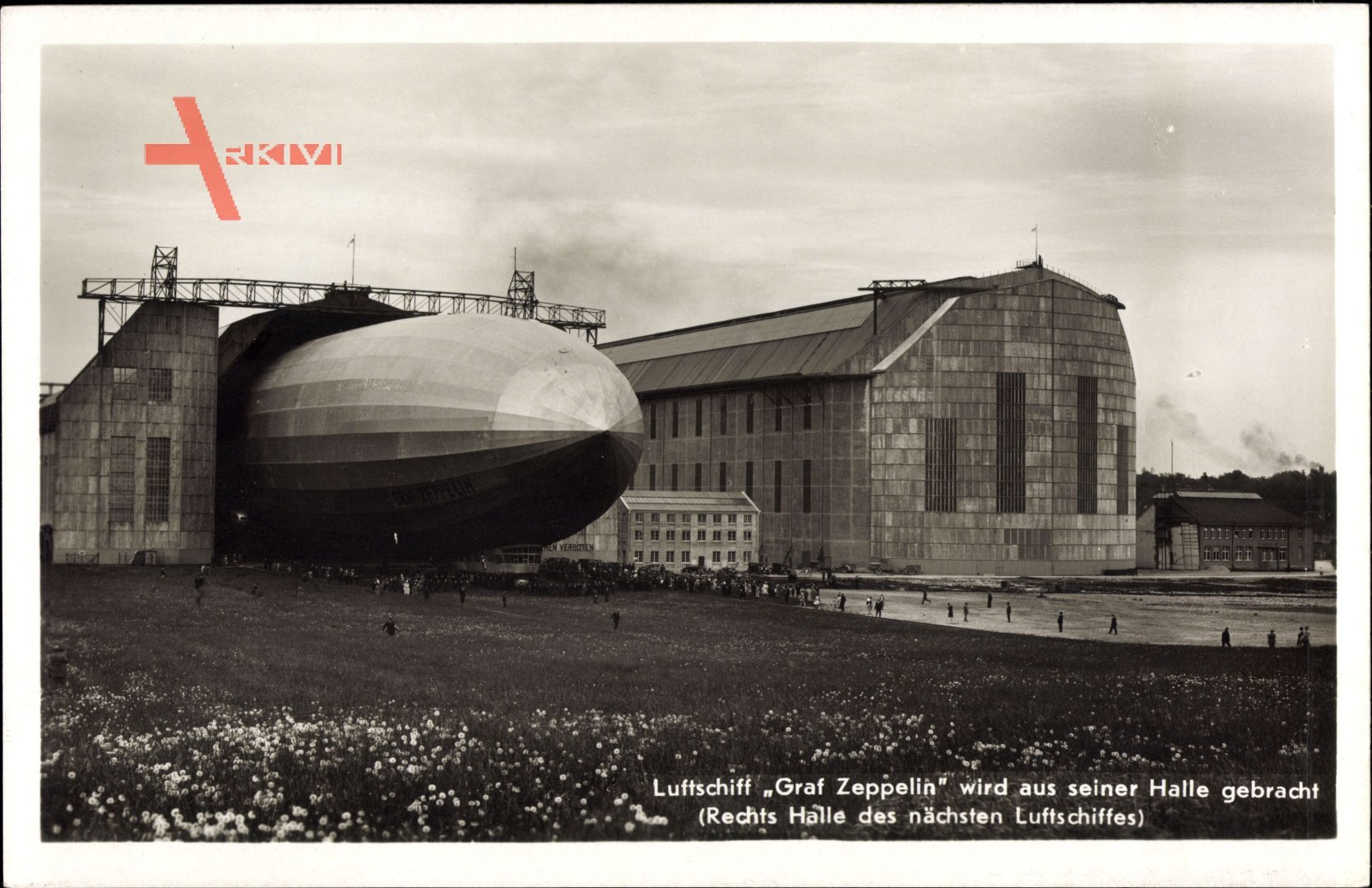 Luftschiff Graf Zeppelin, LZ 127, Luftschiffhalle, Ausfahrt