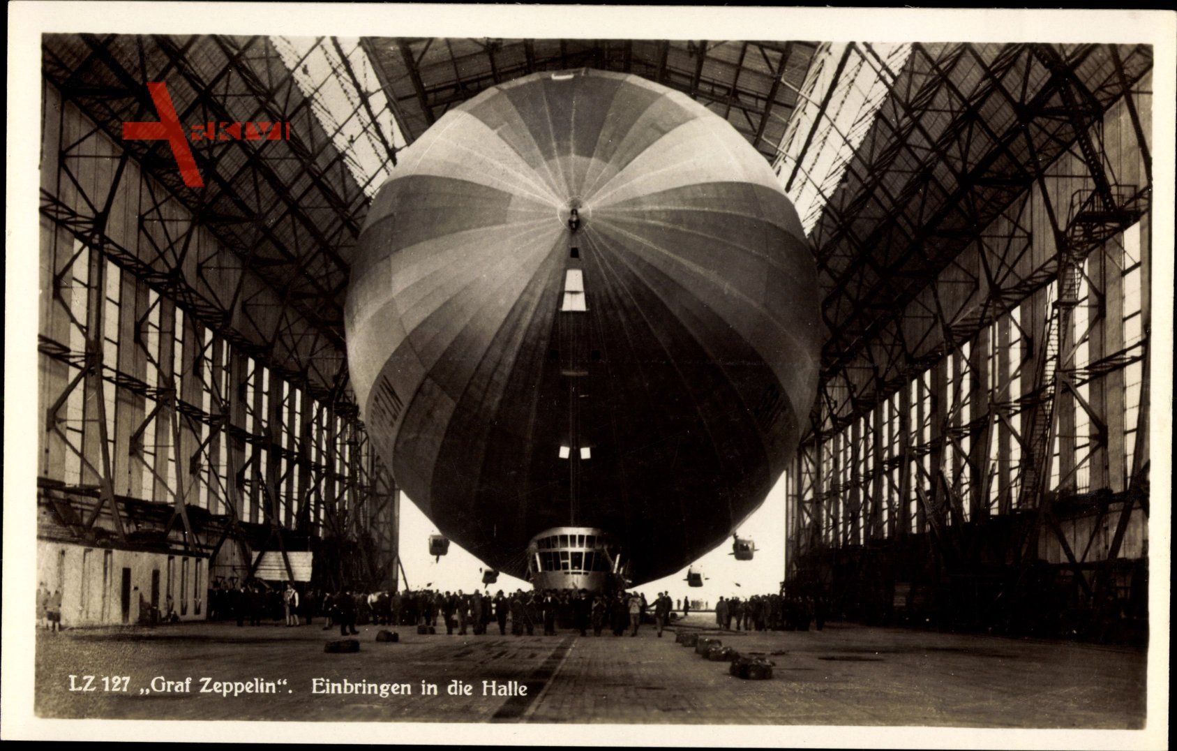 LZ 127, Graf Zeppelin, Einbringen in die Halle