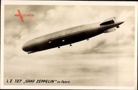 LZ 127 Graf Zeppelin in Fahrt, Luftschiff am Himmel