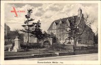 Weida im Kreis Greiz Thüringen, Blick auf die Bismarckschule, Denkmal