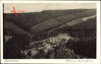 Friedrichroda im Thüringer Wald, Blick vom Bismarckfelsen auf Häuser, Wald