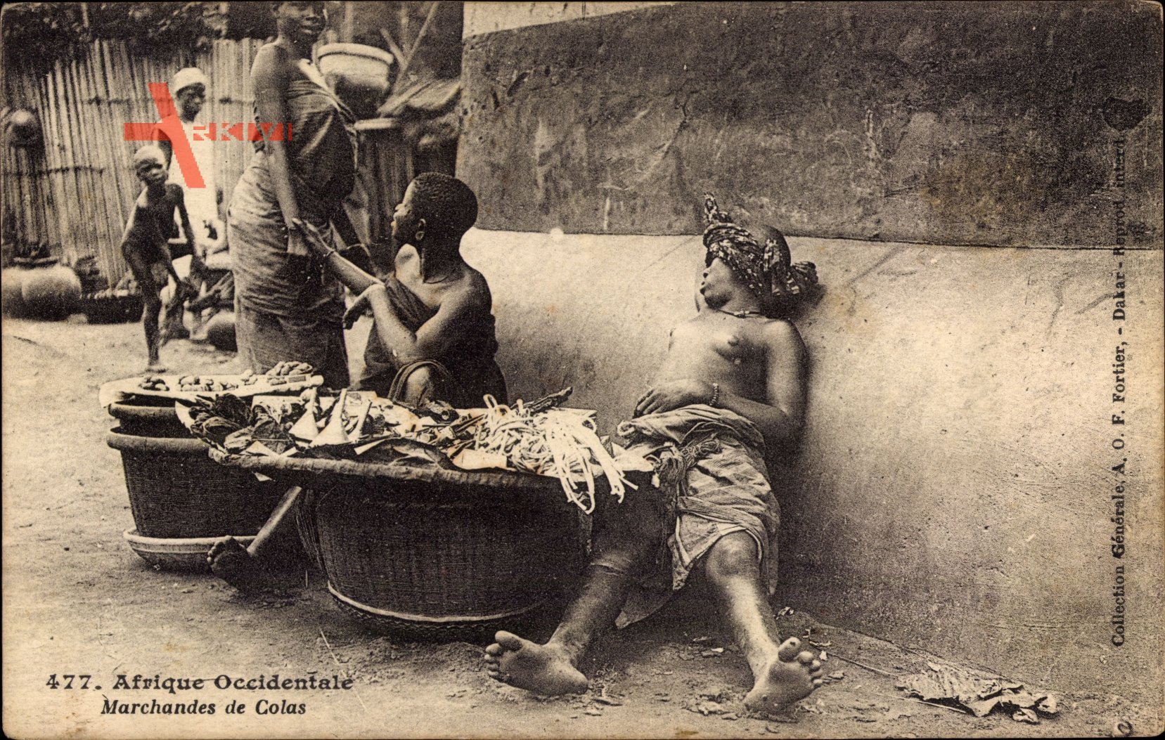 Afrique Occidentale, marchandes de Colas, Händler, Barbusige Frau