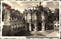Dresden, Zwinger mit Wallpavillon, Hahn 4591, Statue