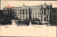 Berlin Mitte, Blick auf die Königliche Bibliothek, Parkanlage, Fassade