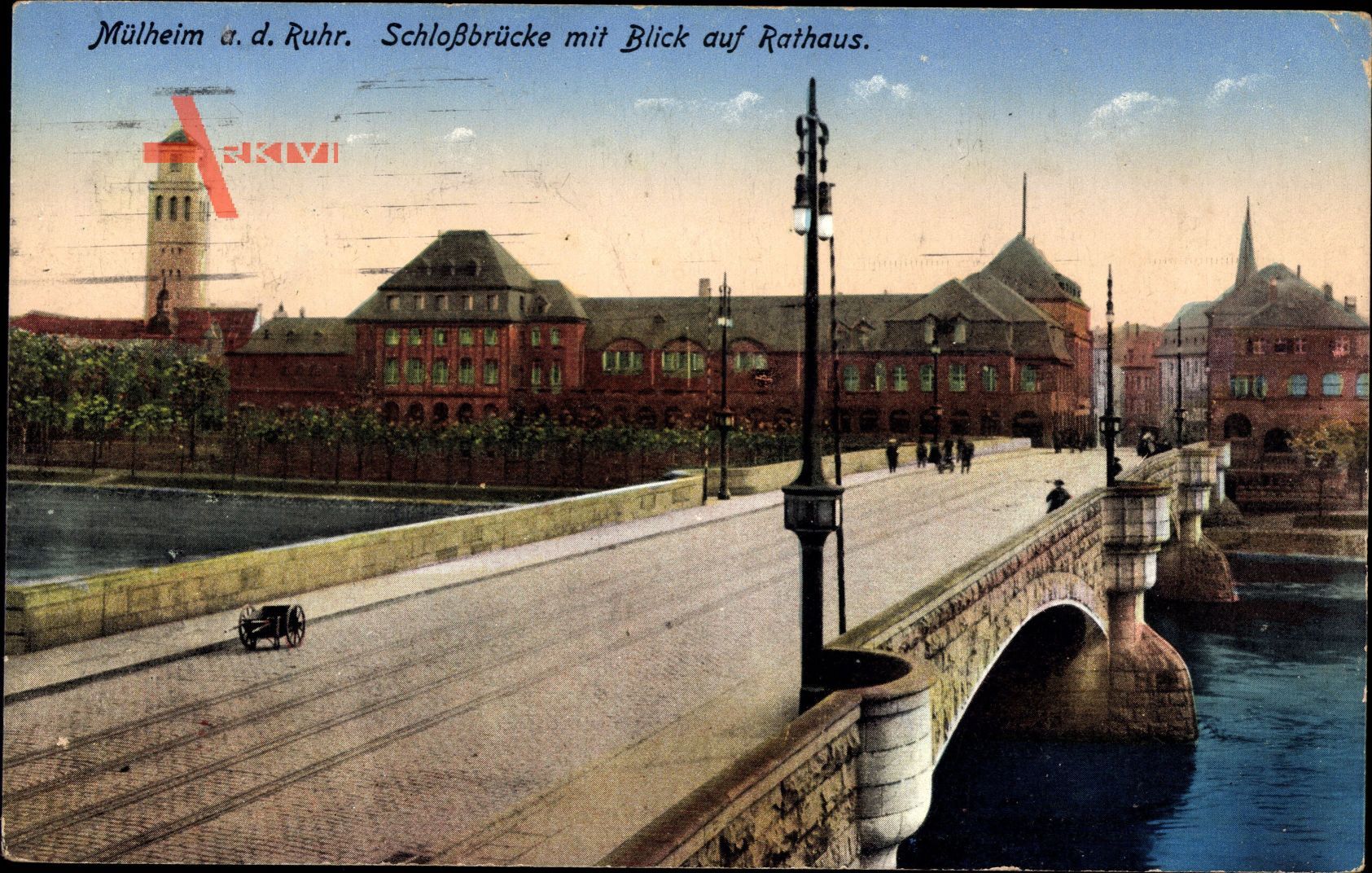 Mülheim an der Ruhr in Nordrhein Westfalen, Schlossbrücke mit Rathaus