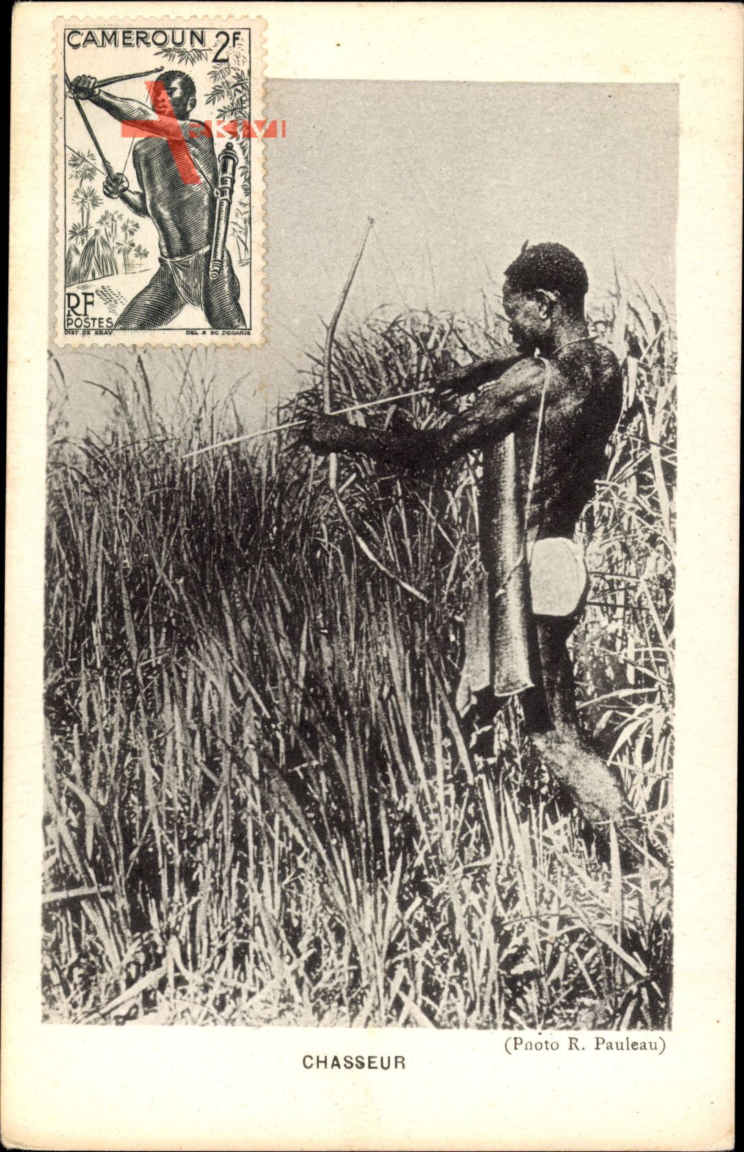 Afrika, Chasseur, einheimischer Jäger mit Pfeil und Bogen, Köcher