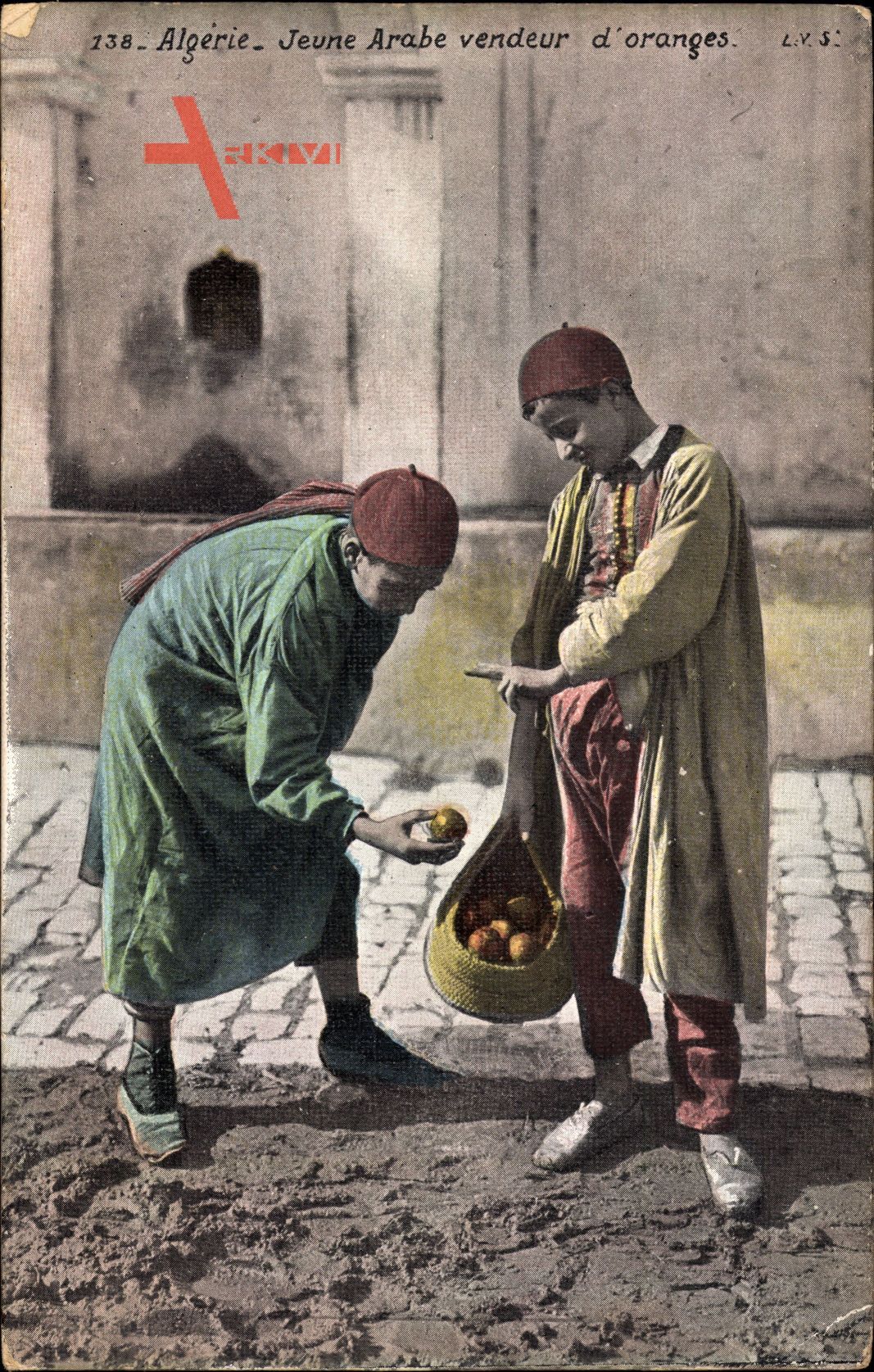 Algerien, Jeune Arabe vendeur doranges, kleine Jungen, Händler