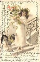 Mädchen in weißem Kleid, Hund, Freitreppe, Blumenstrauß