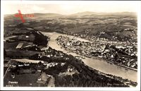 Passau in Niederbayern, Totalansicht der Ortschaft, Fliegeraufnahme
