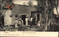 Mexiko, Patio de una casa de pueblo, Sombreros, Gebäude, Mexikaner