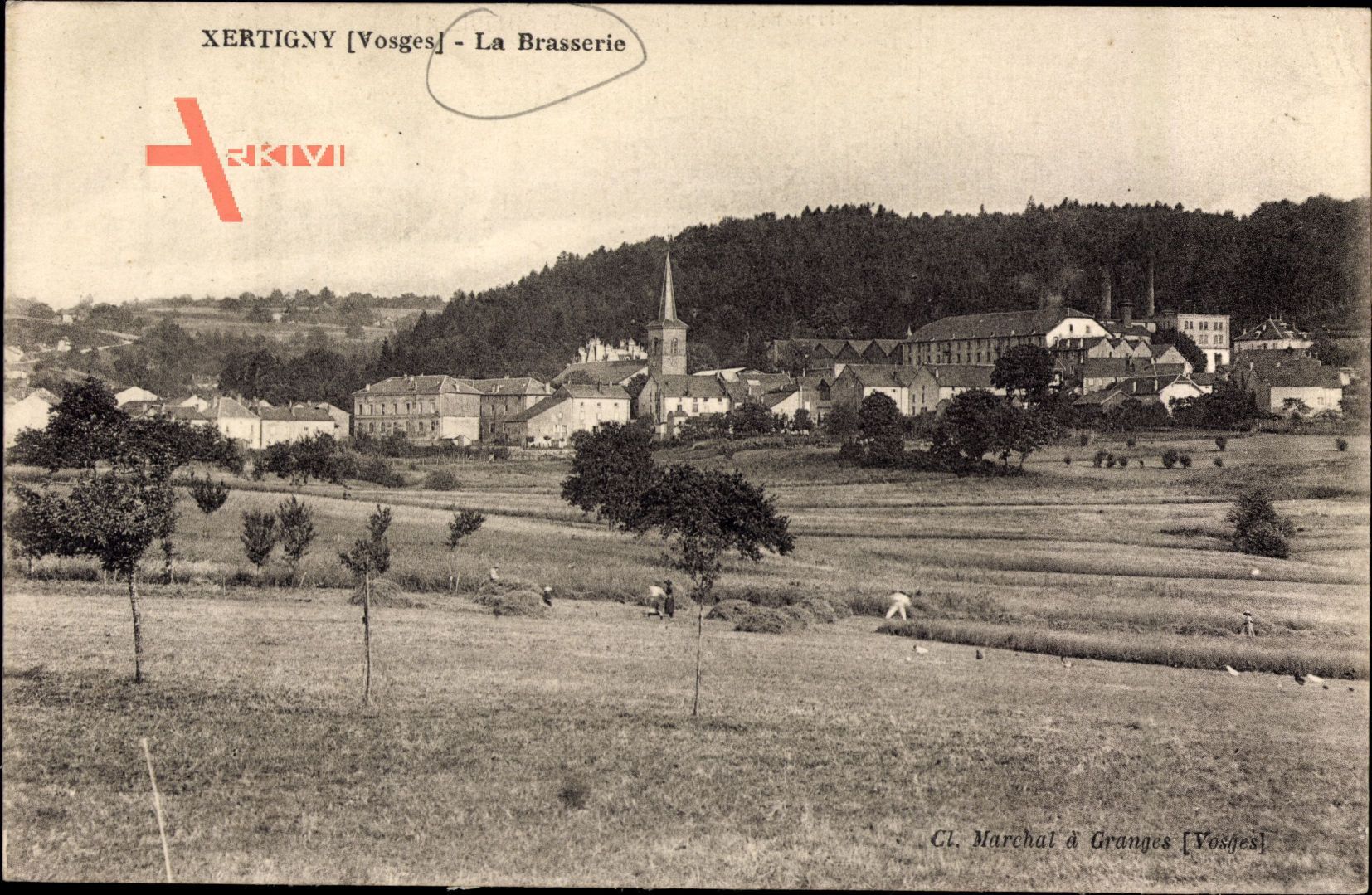 Xertigny Vosges, La Brasserie, Blick auf den Ort und die Brauerei