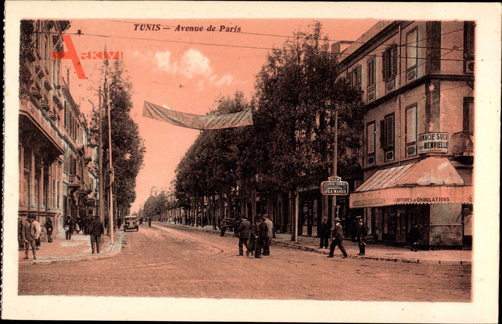 Tunis Tunesien, Avenue de Paris, Straßenpartie mit Geschäften