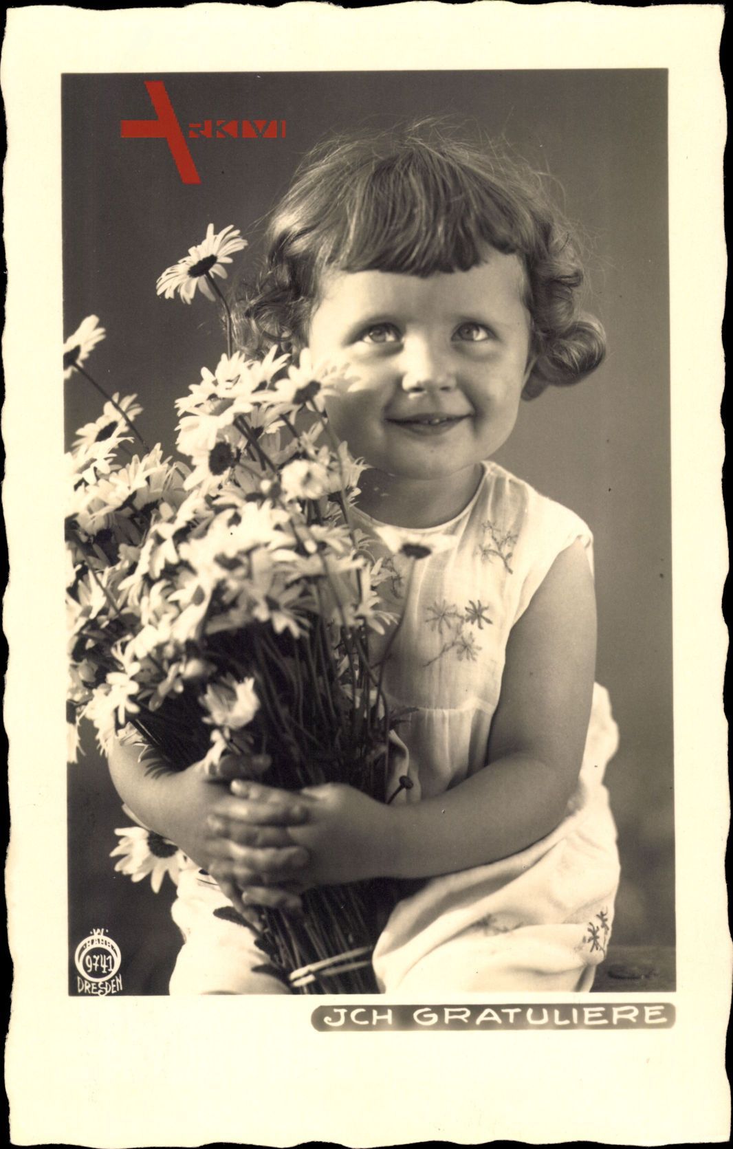 Glückwunsch, Kind mit Blumenstrauß, Mädchen, Hahn 9741