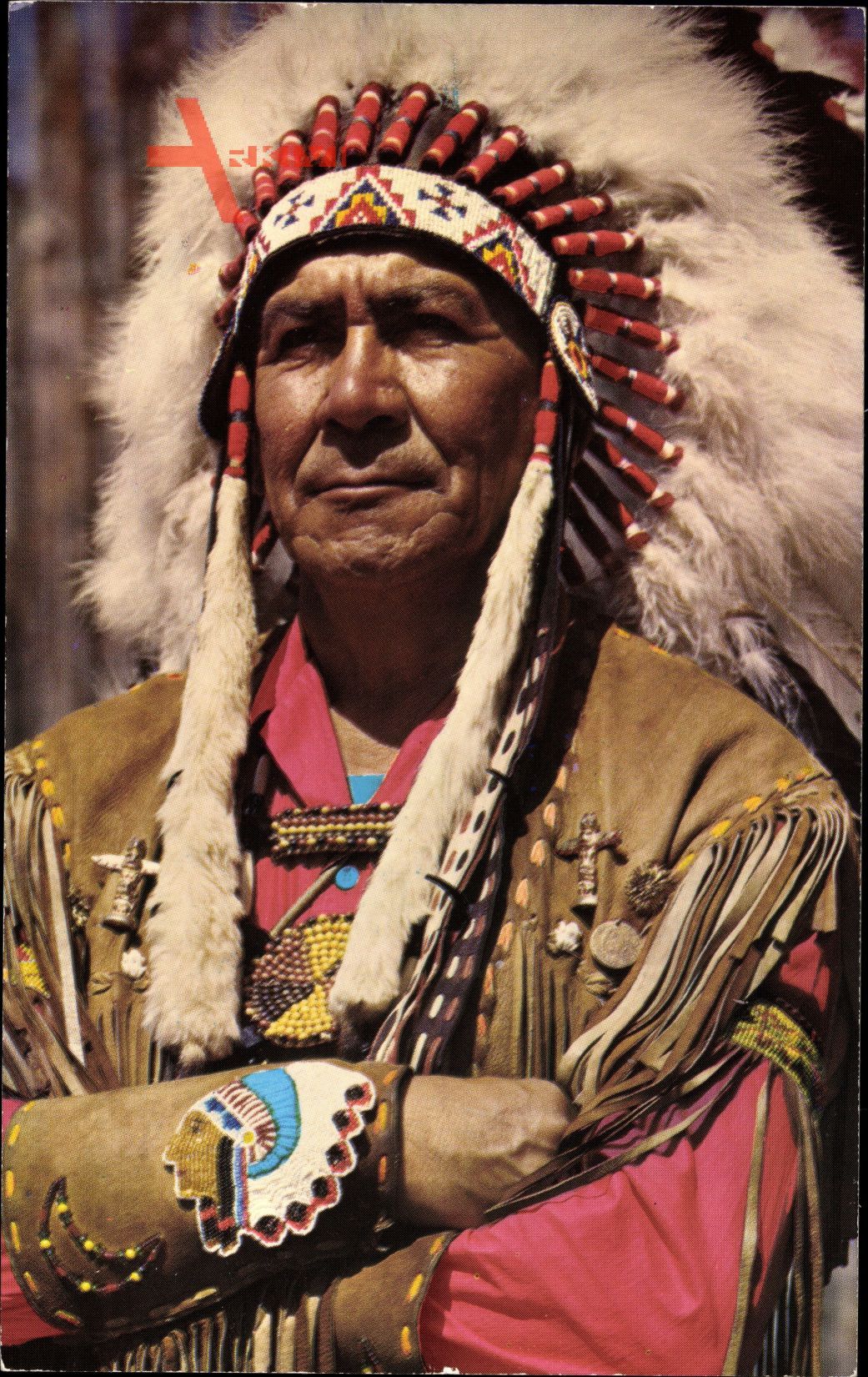 Canadian Indian Chief, Indianerhäuptling, Portrait, Vogelfedern, Lederjacke