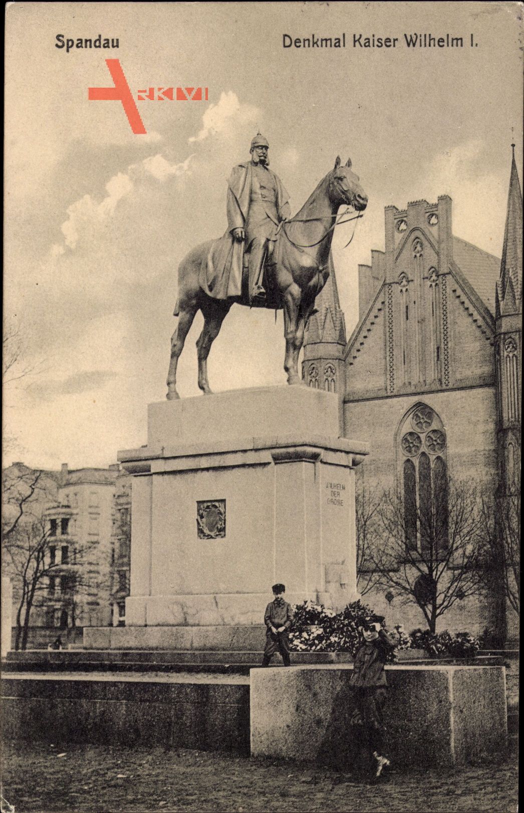 Berlin Spandau, Blick auf das Reiterdenkmal Kaiser Wilhelm I