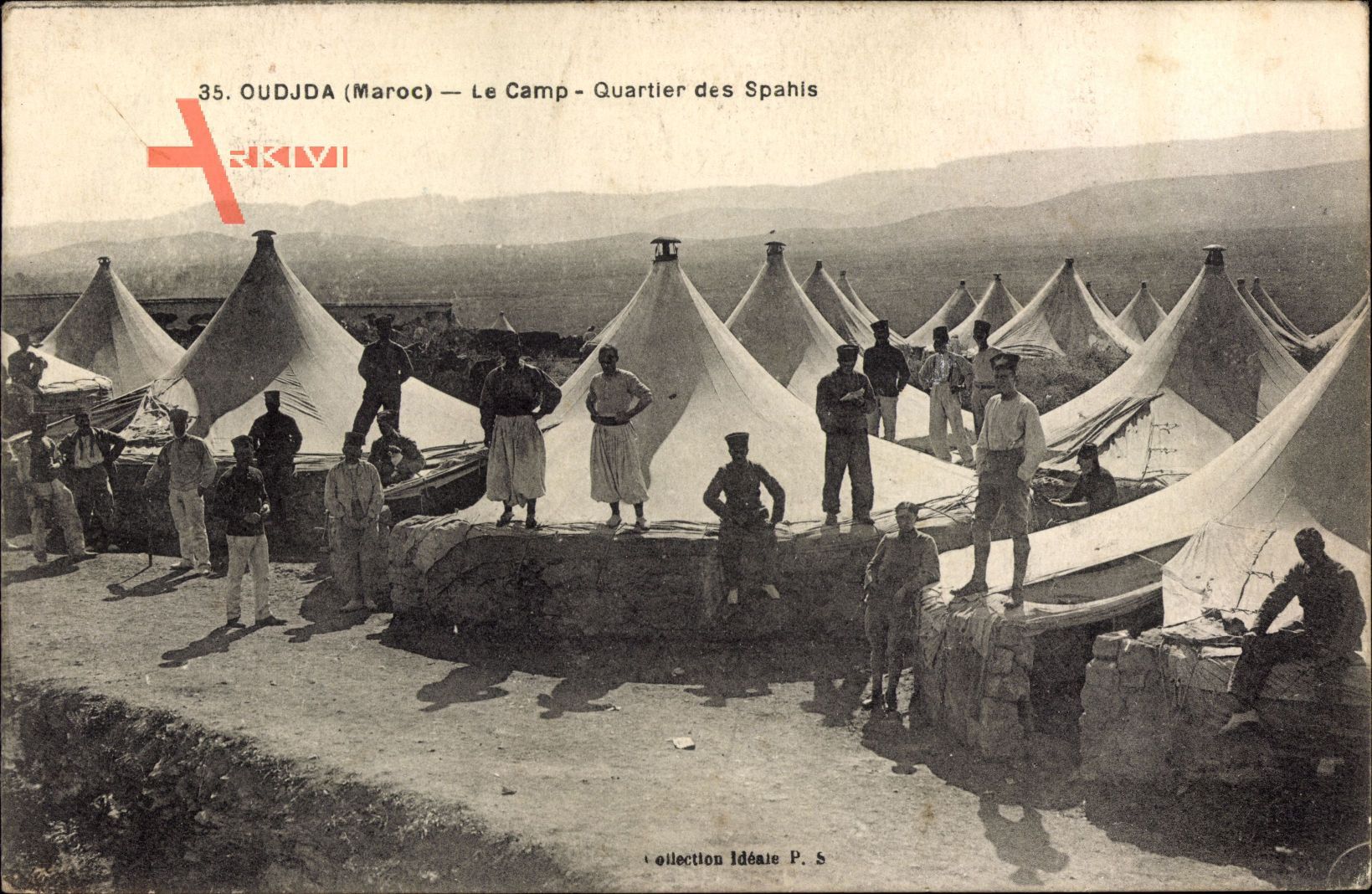 Oudjda Oujda Marokko, Le Camp, Quartier des Spahis, Zelte und Soldaten