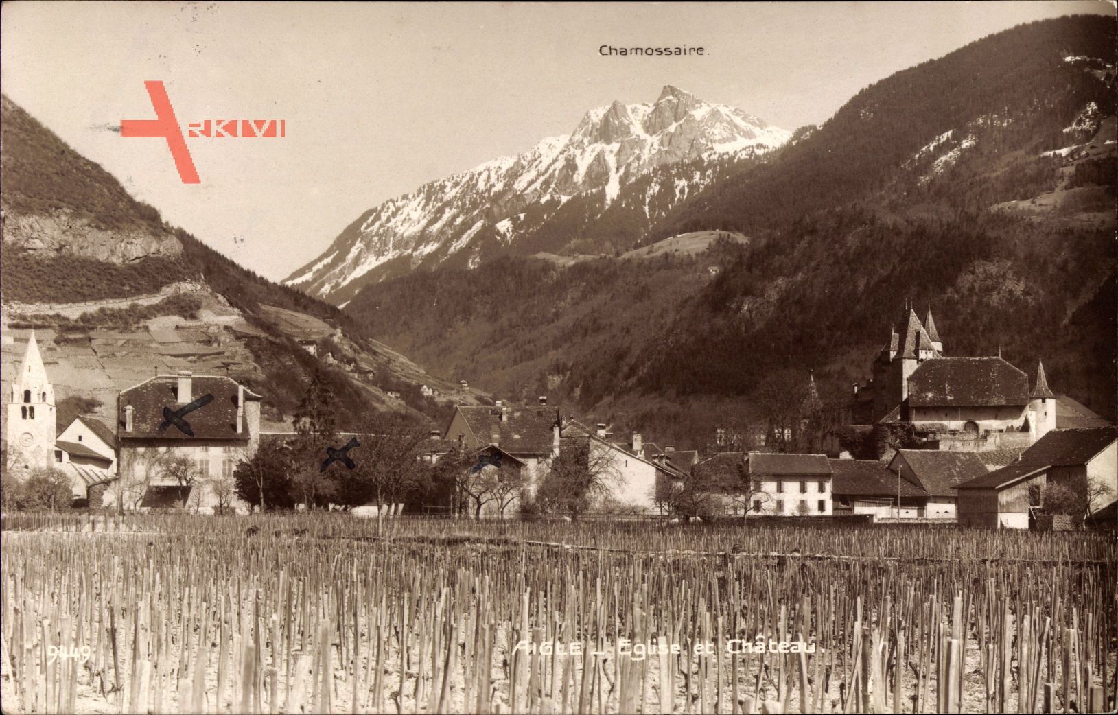 Aigle Kt. Waadt Schweiz, Eglise et Chateau, Gebirge, Chamossaire