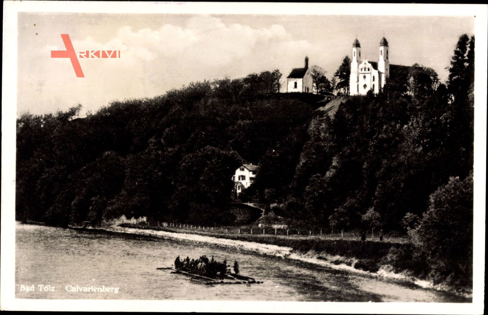 Bad Tölz im Isartal Oberbayern, Blick auf den Calvarienberg, Kirche, Floß